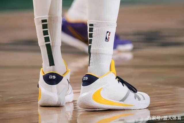 大冲突6人被驱逐热火险胜火箭 森林狼险胜马刺